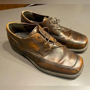 Mens size 11 Bass Shoes